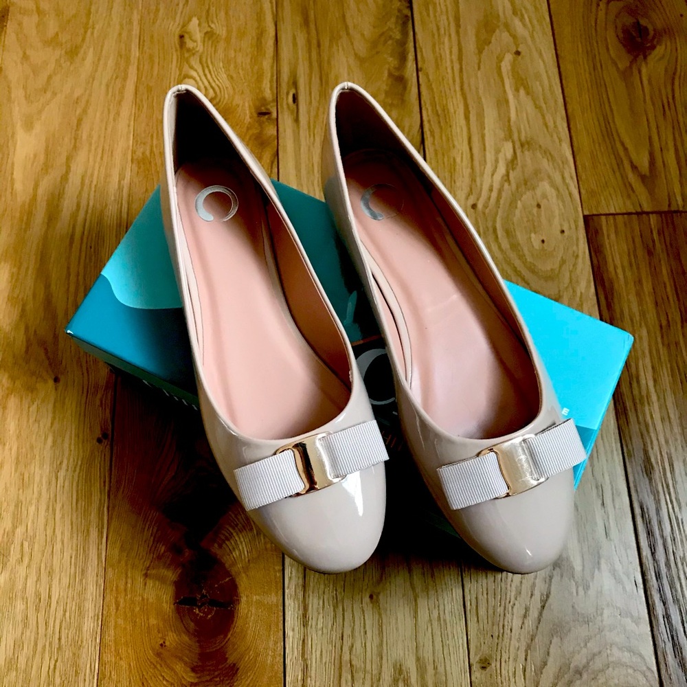 Cliffs Clara nude dress flats slip on loafers